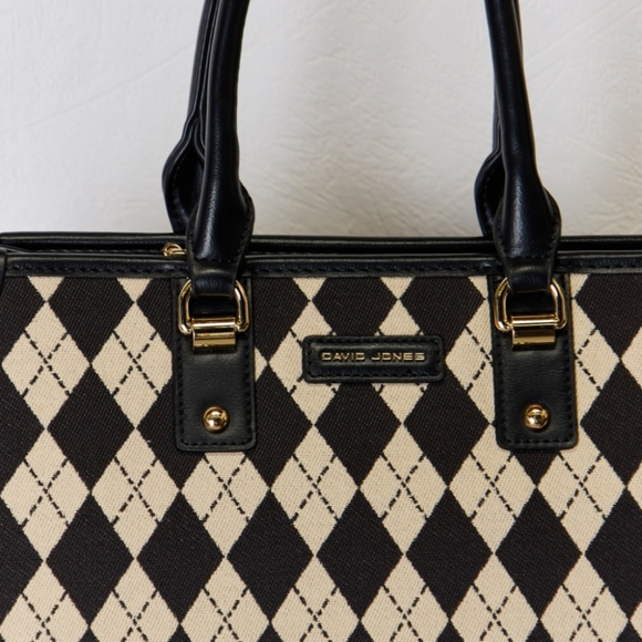 David Jones Argyle Pattern PU Leather Handbag - Picture 4 of 7